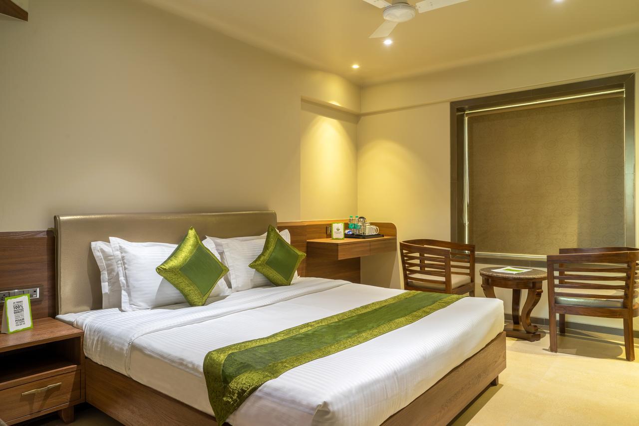 Hotel Treebo Olive Nest Bombay Esterno foto