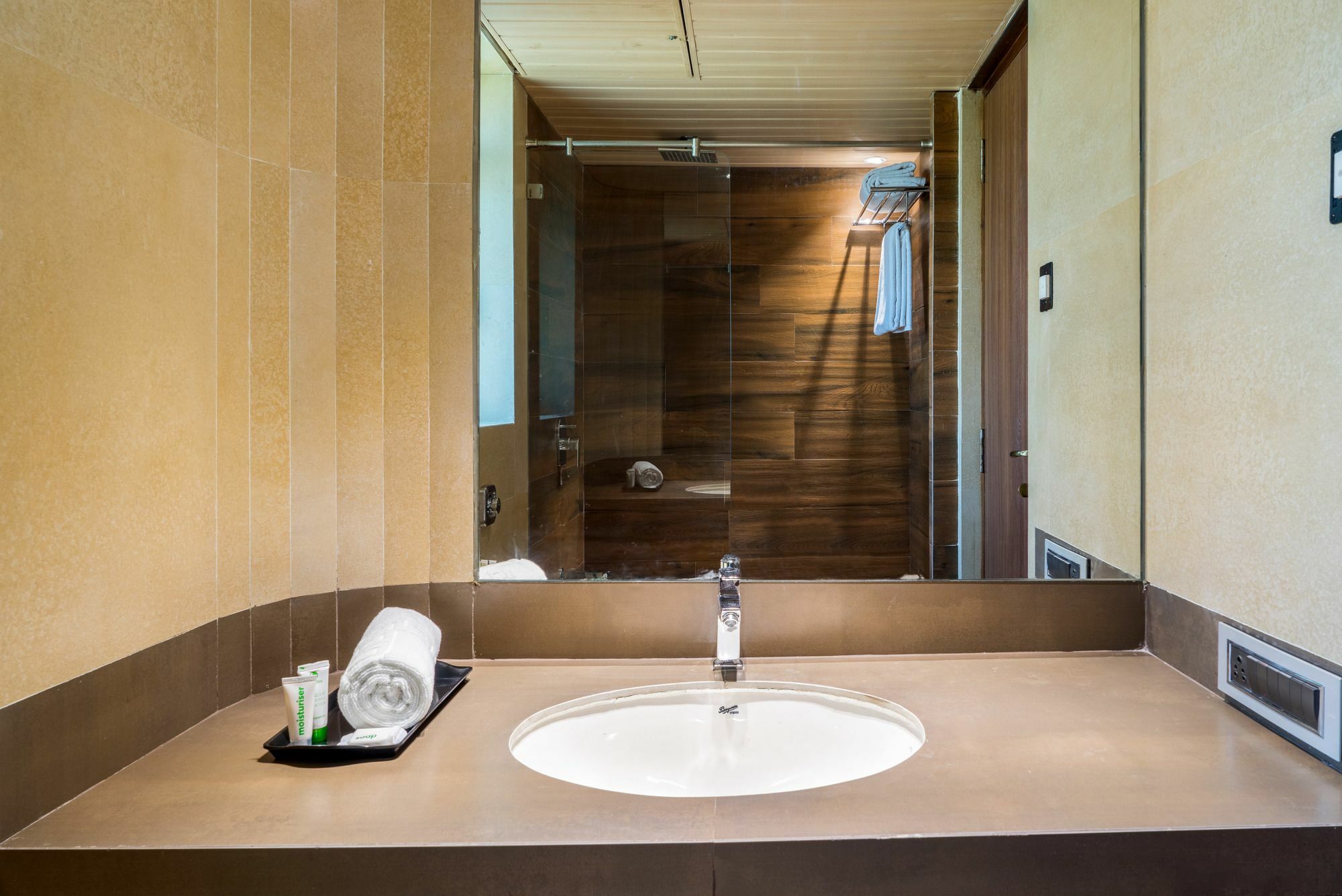 Hotel Treebo Olive Nest Bombay Esterno foto